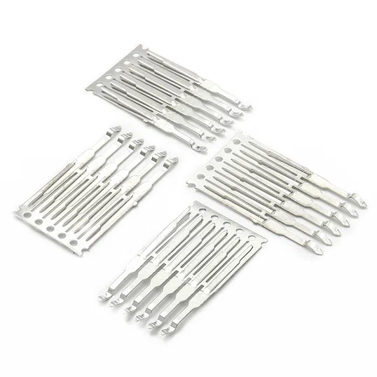 คอนเนคเตอร์บัดกรี PCB ตัวผู้ทองเหลืองแบบปั๊ม